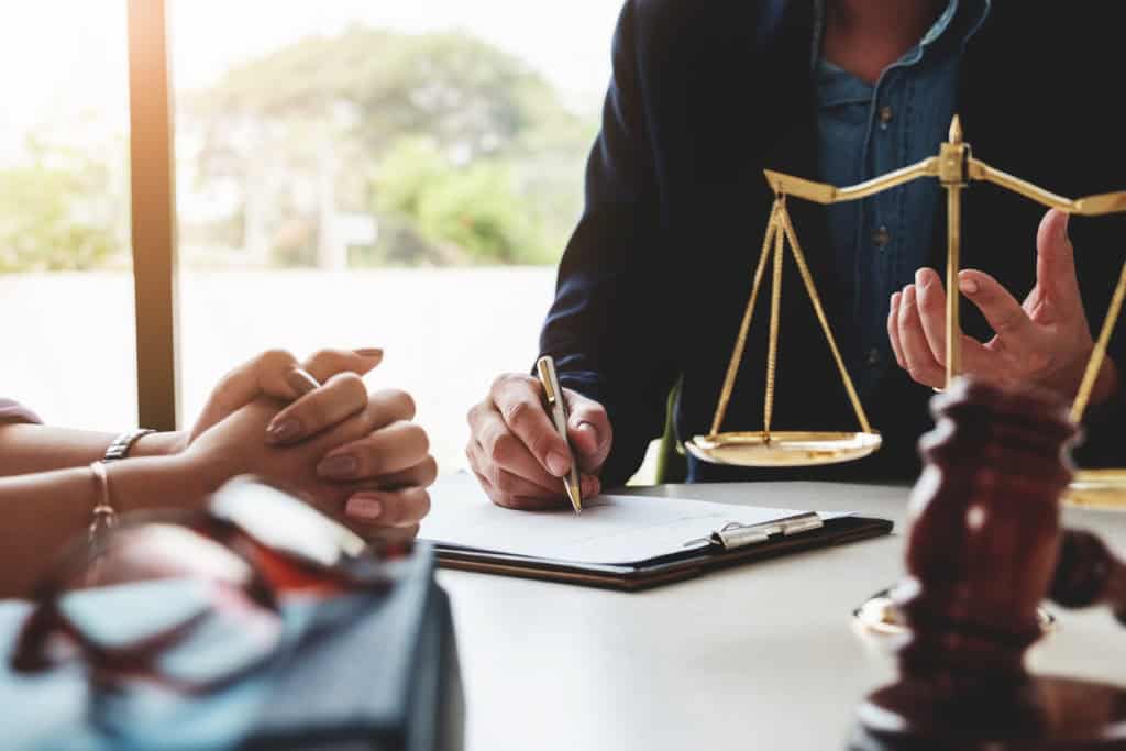 Court Applications vs. Mediation: A Less Stressful Path with EH Mediation Epping
